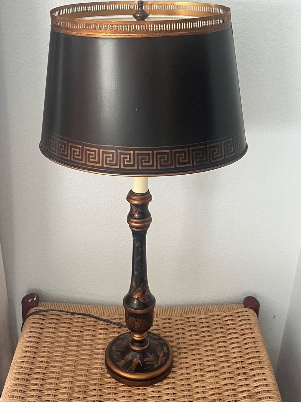 Chinoiserie Black Gold Tole Candlestick Lamp Vintage Hand Painted - Picture 12 of 16